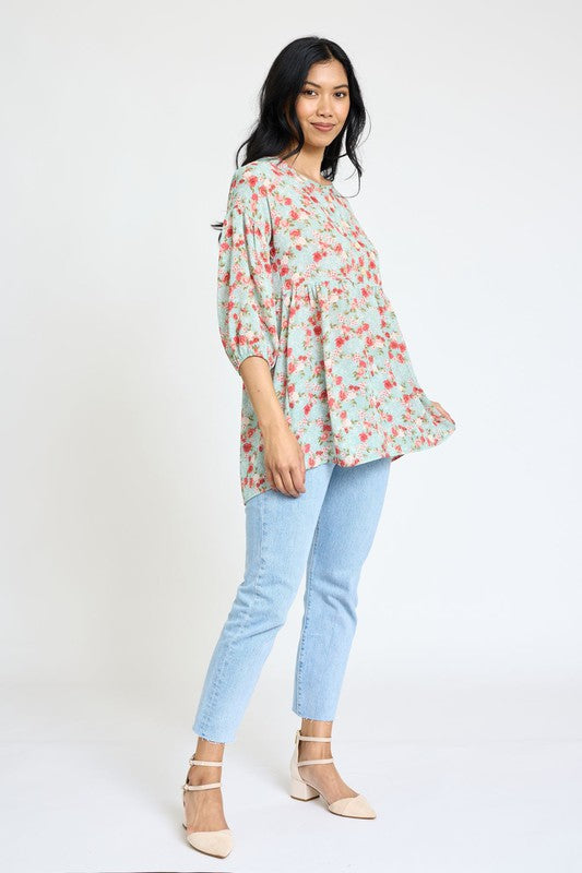 lightweight Button Accent Ditsy Floral Tunic