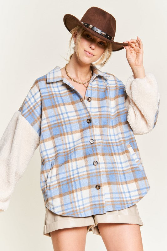 Multi plaid fuzzy sleeve jacket